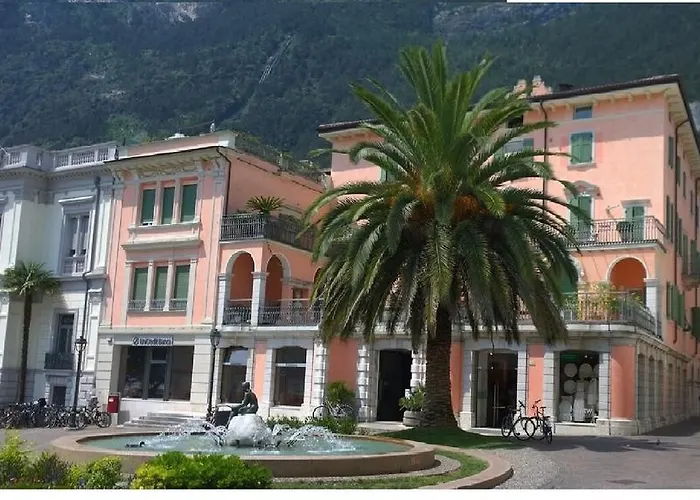 Villa Aranci Downtown Riva del Garda